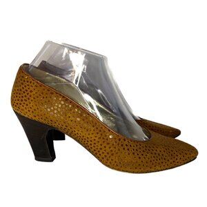VINTAGE 90s ESCADA Cognac Animal Print Leather Pumps 7.5 Heels Pointed Toe